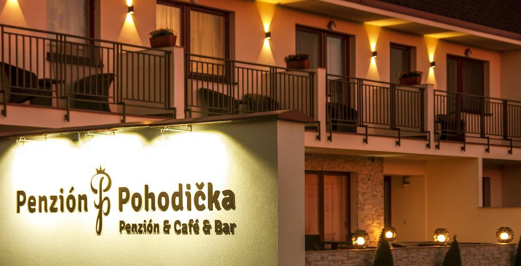 Hotel Penzion Pohodicka à Bratislava Extérieur photo